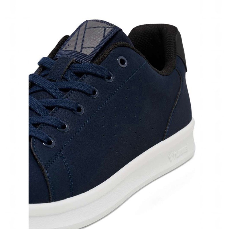 Hummel Court Line Wt Sneakers Dame Svarte | 037503-679